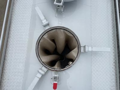 R7　三菱　粉粒体運搬車　極東3槽式