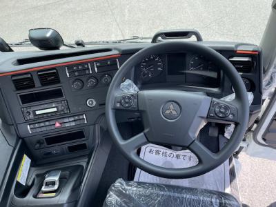 R7　三菱　粉粒体運搬車　極東3槽式