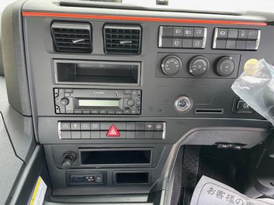 R7　三菱　粉粒体運搬車　極東3槽式