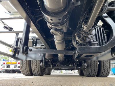 R7　三菱　粉粒体運搬車　極東3槽式