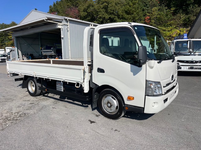 R2　日野　2ｔ平ボデー