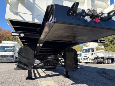 R7　東邦　土砂禁ダンプセミトレーラ