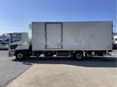 R7　日野　4ｔ冷凍車　PG付