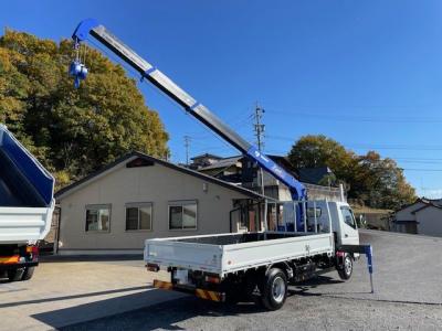 R7　三菱　4段クレーン付