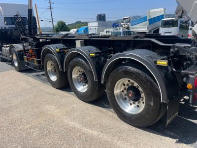 R5 UD トラクタ／R5 東邦 ダンプセミトレーラ　セット