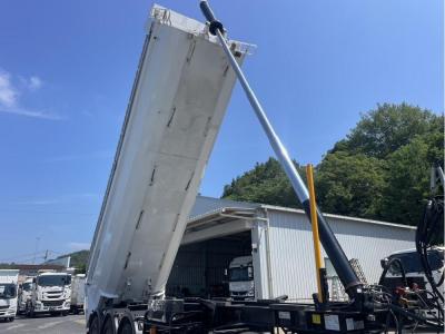 R5 UD トラクタ／R5 東邦 ダンプセミトレーラ　セット