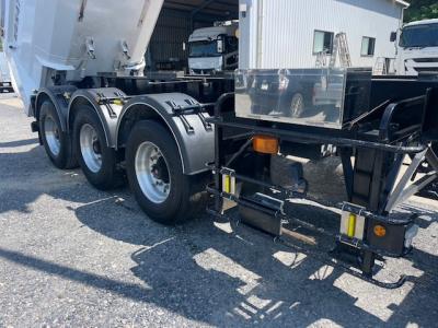 R5 UD トラクタ／R5 東邦 ダンプセミトレーラ　セット