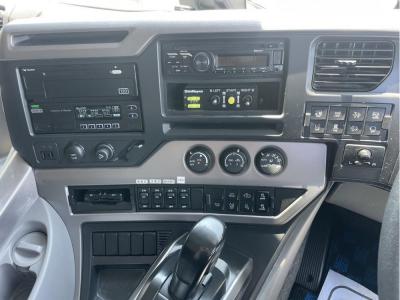 R5 UD トラクタ／R5 東邦 ダンプセミトレーラ　セット