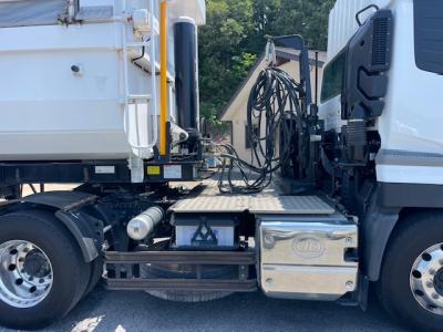 R5 UD トラクタ／R5 東邦 ダンプセミトレーラ　セット