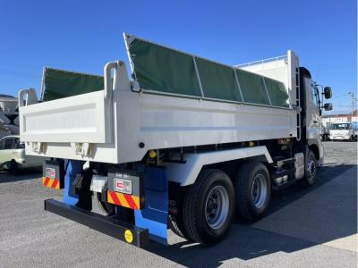 R6　日野　ダンプ