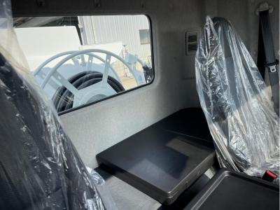 R7　三菱　4KL　タンクローリー