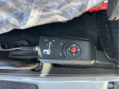 R7　三菱　ウイング　格納PG付