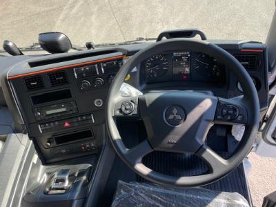 R7　三菱　ウイング　格納PG付