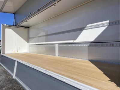 R7　三菱　ウイング　格納PG付