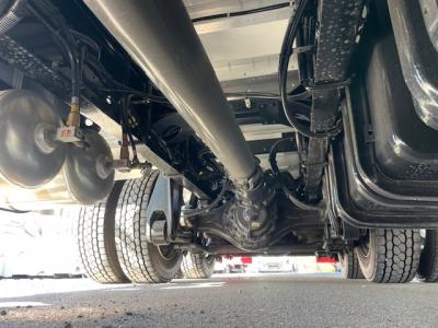 R7　三菱　ウイング