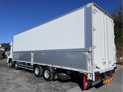 R7　三菱　ウイング