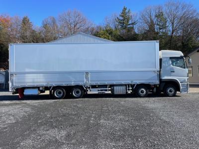 R7　三菱　ウイング