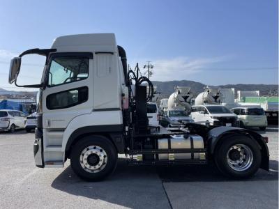 R7　三菱　トラクタ　ダンプポンプ付