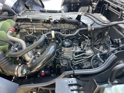 R7　三菱　トラクタ　ダンプポンプ付