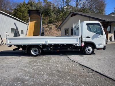 R7　三菱　2ｔ平ボデー