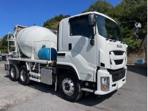 R6　いすゞ　コンクリートミキサー車