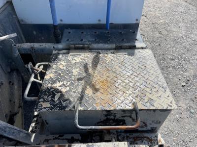 R6　いすゞ　コンクリートミキサー車