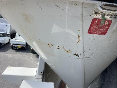 R6　いすゞ　コンクリートミキサー車