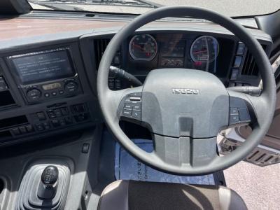 R6　いすゞ　コンクリートミキサー車