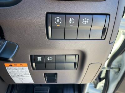 R7　三菱　脱着装置付コンテナ専用車